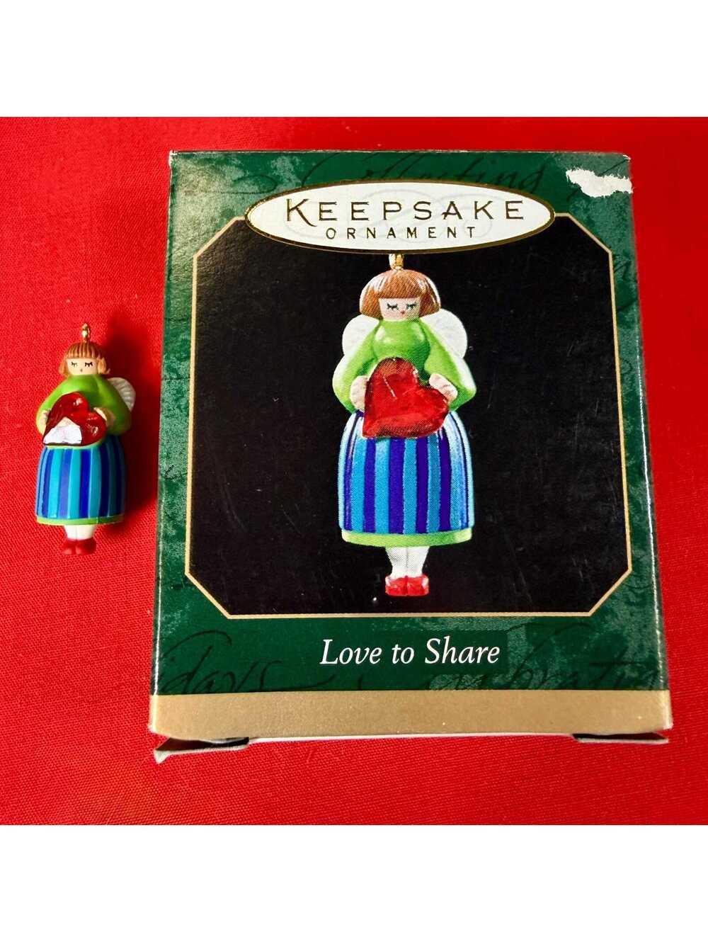Love to Share - Hallmark Keepsake Miniature Ornament - 1999